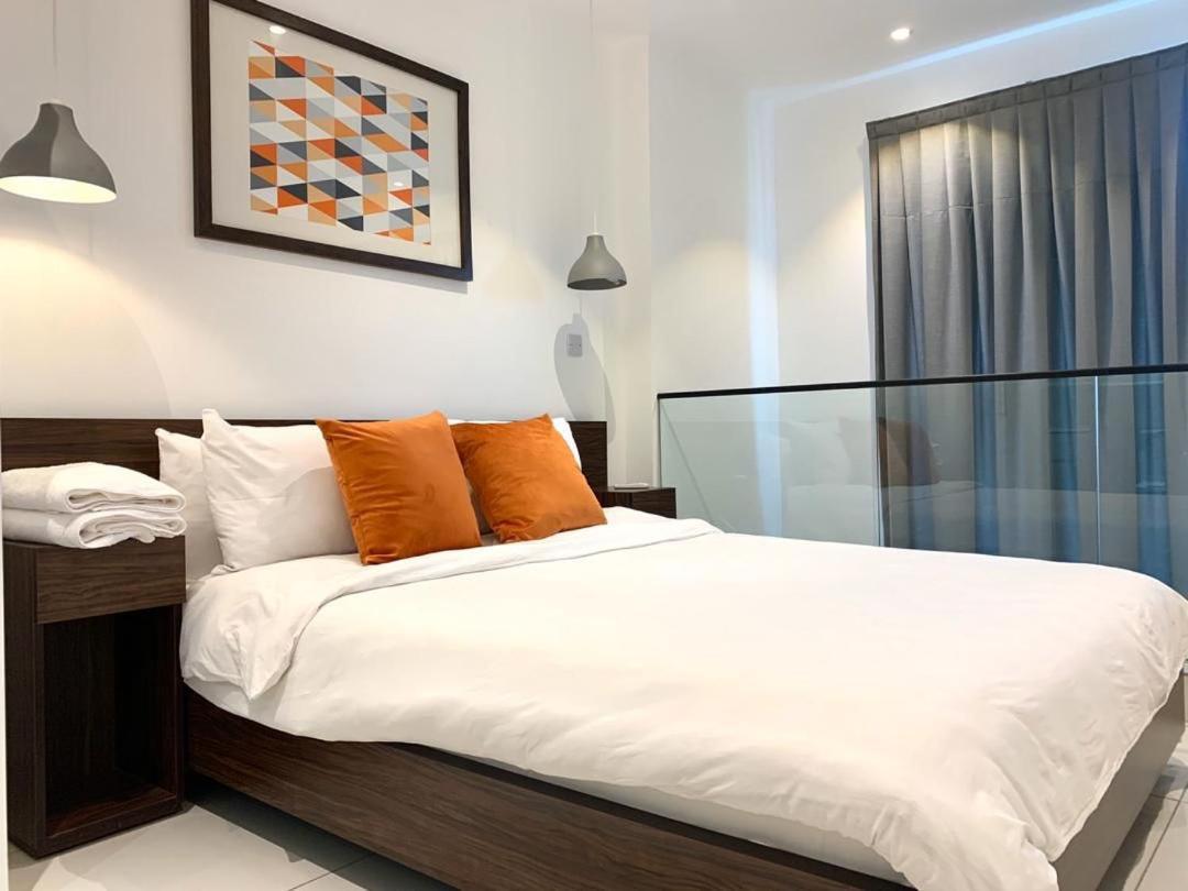 One Bedroom Apartment At A Embassy Gardens Cantonments Accra Bagian luar foto